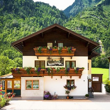 Haus Hubertus Apartamento Fusch an der Grossglocknerstrasse Exterior foto